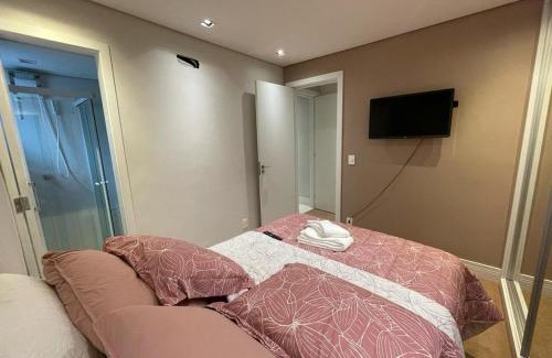 Zona Leste Villa | Linda Casa com Piscina em São Paulo