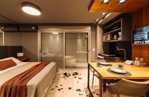 Centro Wohnung | Lindo Studio, Central, Com Garagem e Academia!