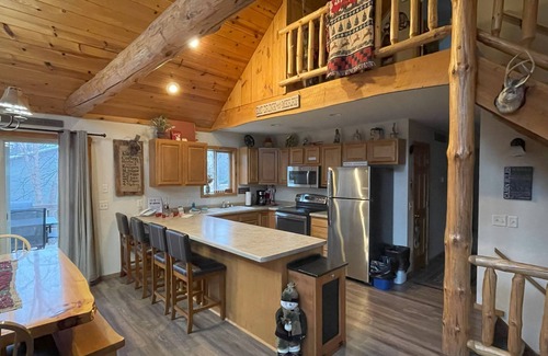 Spring Brook Haus | Linken Blockhaus @ Spring Brook Resort | Erstaunliches 5BR Haus durch Golfplatz