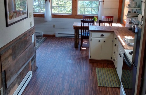 Croftville Haus | Hören Sie den Wellenschlag von diesem Sweet Lake Superior Loft in der Nähe von Grand Marais