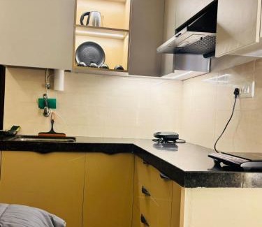 Sanganer Wohnung | Little Élan - Cozy Studio Apartment in Jaipur!