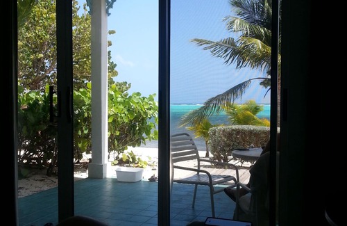 Blossom Village Eigentumswohnung | Little Cayman Island: Conch Club Condos Unit # 12