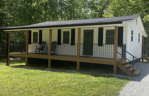 Newnan Haus | Little Cottage with Pavilion and Fire Pit