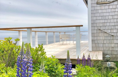 Bailey Island Hütte | Little Harbor - Crashing surf, sunrise views from this perfect Maine getaway.