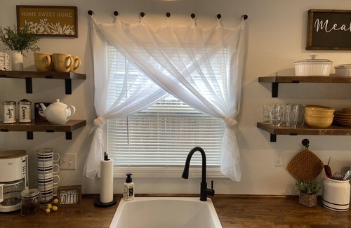 Pendleton Haus | Little House on Ladow