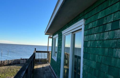 Heislerville Haus | little house on the Delaware Bay NJ