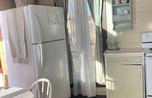 Iron River Haus | Little house Retreat on the lake