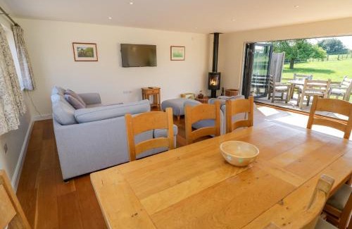 Upton Snodsbury Haus | Little Owl Barn