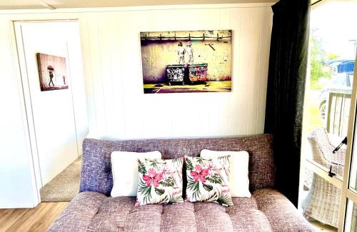Mangakino Haus | Little Running Bear Cottage - comfy and cozy