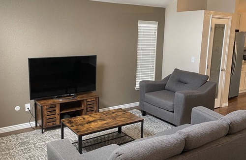 Littleton Haus | Littleton Home Near Red Rocks