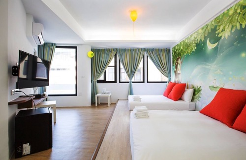 Zhushan Bed & Breakfast | Live in the happiness