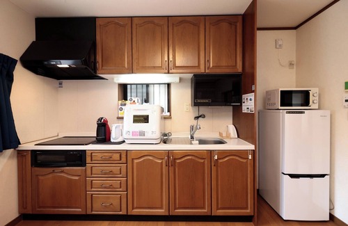 Shijo Hütte | LJ INN ShijoOmiya Hanare Single-story detached house in the center of Kyoto City.