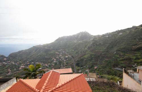 Camara de Lobos Haus | Lobos Rustic House II