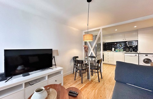 Santos Wohnung | Local friendly up to 6 person apartment in the city center of Lisbon
