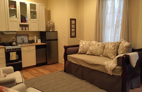 Stanton Park Wohnung | Lage, Schönheit und kostenloses Parken auf dem Capitol Hill!