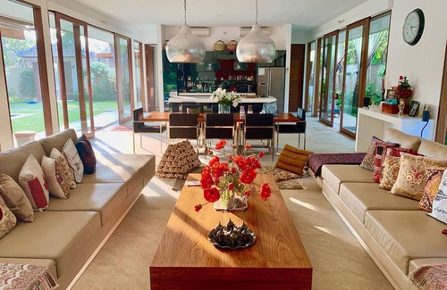 Kediri Villa | Eine seltene und prächtige Villa inmitten der Natur