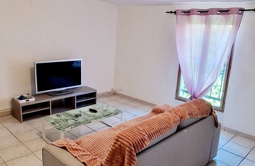 Lodeve Wohnung | Lodève in the heart of downtown