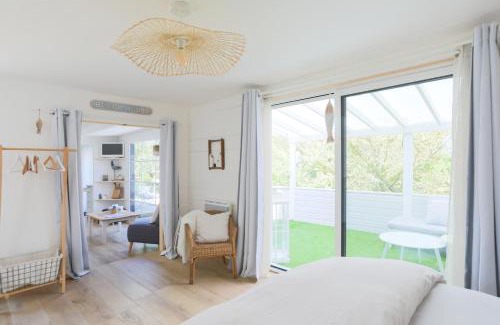 Ploubezre Wohnung | lodge avec vue sur la rivière