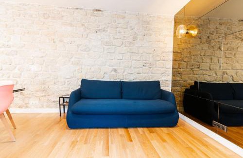 17th Arrondissement Wohnung | Loft 4 BR Montmartre Pigalle AC by LCC Agency