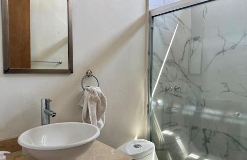 Ferrocarrilera Wohnung | Loft a few blocks from the beach