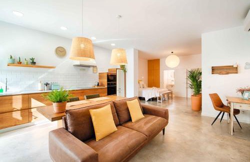 Figueres Wohnung | Loft con piscina climatizada privada y parking