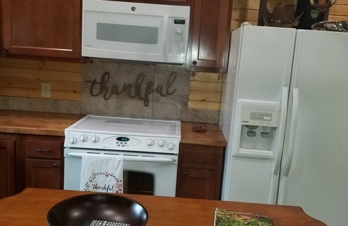 Drury Haus | Loft house with 4 beds and access to our park and outdoor Pavilions and more