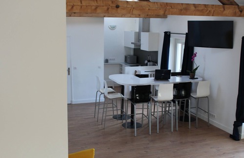 Centre Wohnung | LOFT im Herzen von Nanterre Ville 11 mm von der Champs Elysée
