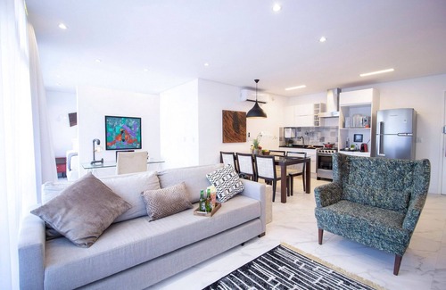 Alto de Pinheiros Wohnung | Loft moderno com AC na Praça Pôr do Sol