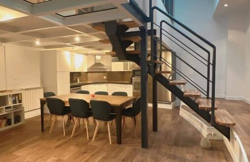 Saint-Vincent-de-Paul Wohnung | Loft Parisien Élégant - Paris 10ème