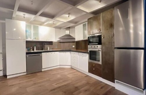 Saint-Vincent-de-Paul Wohnung | Loft Parisien Élégant - Paris 10ème