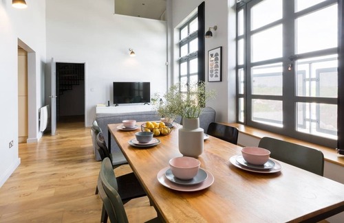 Coventry Wohnung | Loft Penthouse mit Blick auf die Stadt und den Kanal und Parkplatz