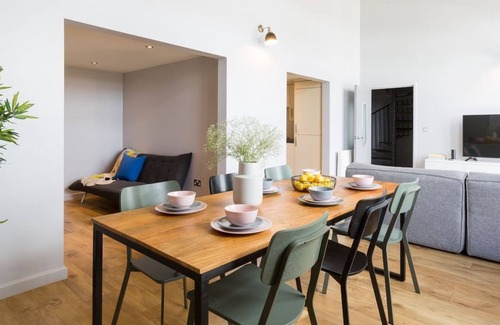 Coventry Wohnung | Loft Penthouse mit Blick auf die Stadt und den Kanal und Parkplatz