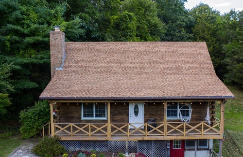 Preston Kabine | Log cabin, 5 min to casino with pond, Private!