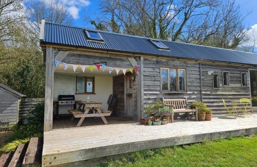 West Lydford Skihütte | Log Cabin at The Old Summer Dairy Glastonbury