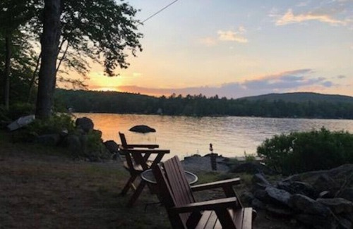 Lucerne-in-Maine Kabine | LOG CABIN IN LUCERNE DEDHAM MAY!