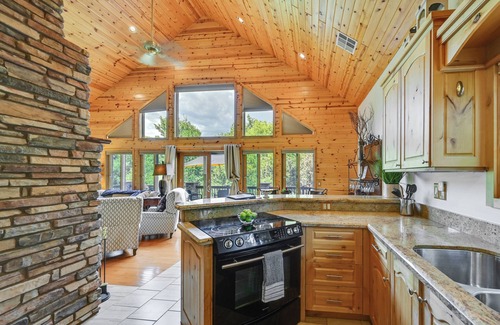 Payson Kabine | Log Cabin in Payson w/ Deck, Mtn & Creek Views