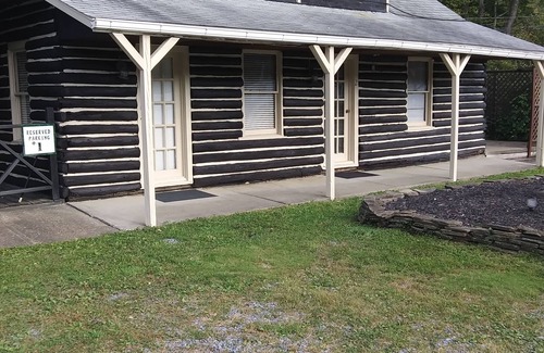 Byrnedale Wohnung | Log Cabin Legacy