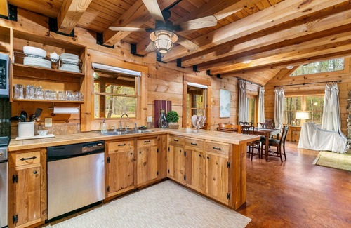 Ludlow Kabine | Log Cabin On The Lake