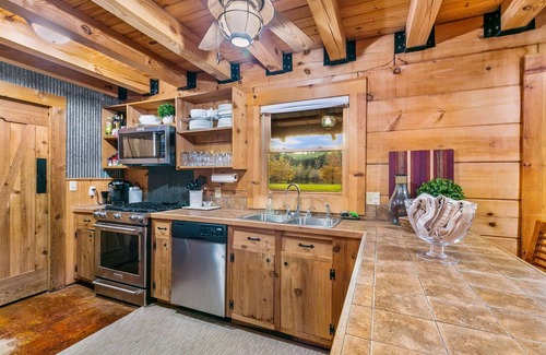 Ludlow Kabine | Log Cabin On The Lake