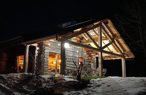Les Chalesmes Skihütte | Log cabin with sheltered terrace, pets welcome
