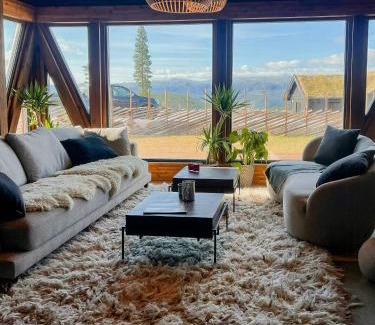 Vikberget Haus | Log Cabin With Views Over Turufjell
