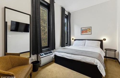 Palmer Square Hotel | Logan Square SRO Hotel