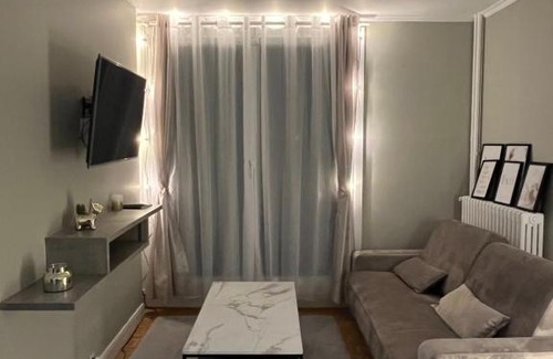 Chantiers Wohnung | Logement spacieux près du Château de Versailles