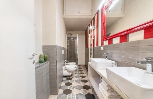 Sant' Ambrogio Wohnung | LOGGIA 17 Central APT