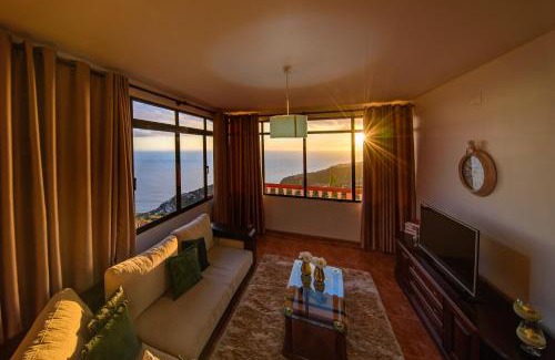 Tabua Haus | Lombo Cesteiro Guesthouse