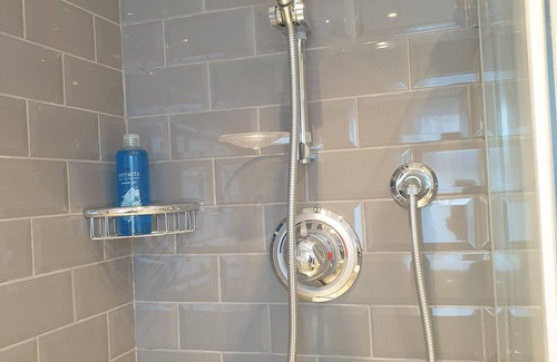 Southgate Wohnung | London Luxury 2 Bedroom with Sofas with Lounge AC, Garden Free Parking near Tube