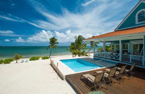 East End Haus | Lone Palm by Grand Cayman Villas