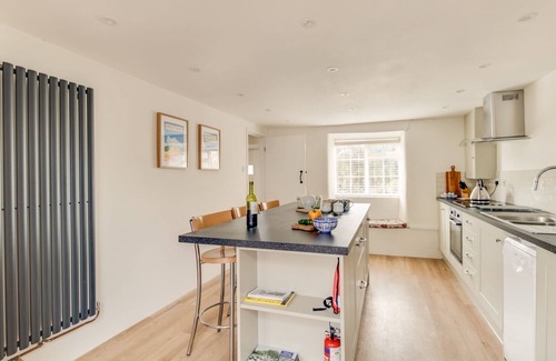 Burton Bradstock Hütte | Lange Scheune, tierfreundlich in Burton Bradstock, Ref 999154