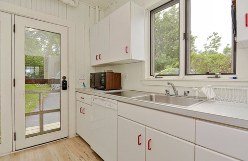 Gloucester Haus | Long Beach House: Grosses, komfortables Haus nur 285 Meter vom weißen Sandstrand!