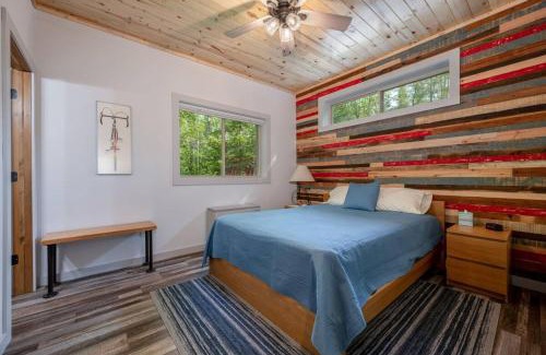 Cohasset Haus | Long Lake Lookout, Dog Friendly